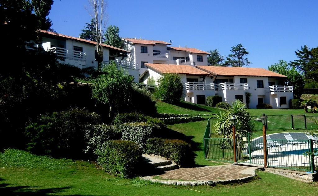 Las Ardillas Cabañas y Suites La Falda Exterior foto